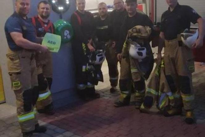 Strażacy ochotnicy z Barczewa uratowali życie mężczyźnie [ZDJĘCIA]