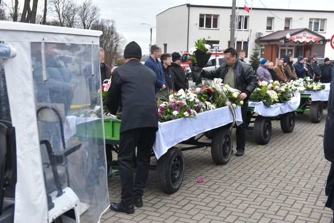 Tłumy żegnały młodego burmistrza i jego ojca