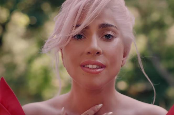 Piosenka z reklamy Valentino z Lady Gagą. Jaki jest jej tytuł? 