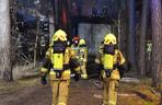 Dramatyczny pożar domu w Otwocku. Strażacy walczyli z żywiołem. Wszystko spłonęło 