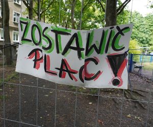 Ogrodzony plac zabaw na Winogradach