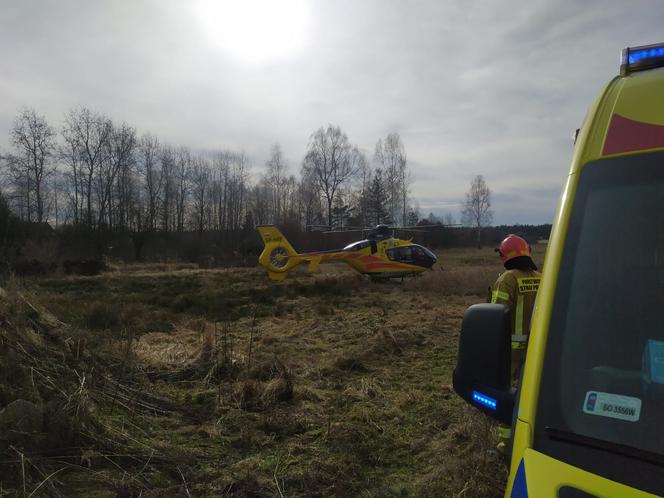 Wypadek w Porębie. Na miejscu lądował LPR, cztery osoby zostały poszkodowane 