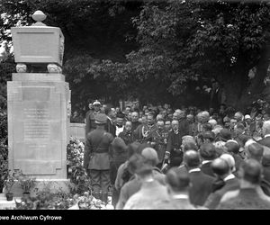 Dzień Wszystkich Świętych w Krakowie w latach 1925-1935