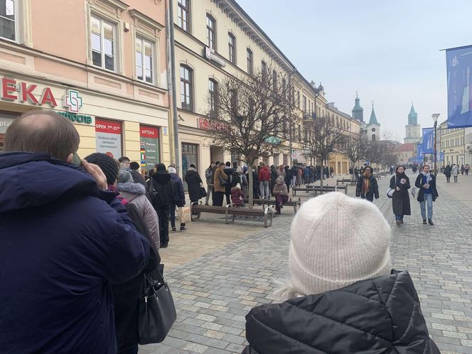 Kolejki po pączki w tłusty czwartek w Lublinie