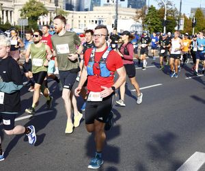 Uczestnicy 46. edycji Nationale-Nederlanden Maratonu Warszawskiego