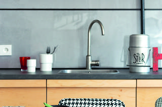 Drewniana zabudowa kuchenna