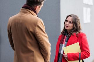 Na Wspólnej odc. 3629: Darek Żbik (Michał Mikołajczak), Aneta (Dorota Krempa)