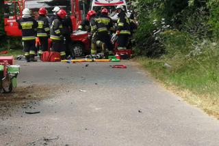 Zderzenie samochodu osobowego z ciągnikiem w okolicach Mieściska