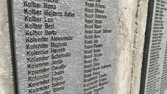Skwer Pamięci Ofiar Holokaustu już gotowy