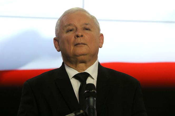 Kaczyński już układa nowy rząd