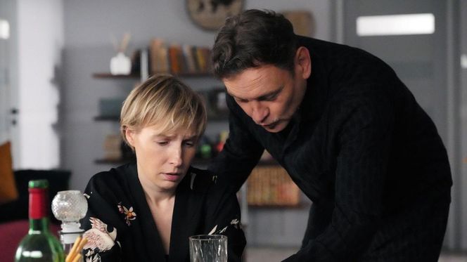 Barwy szczęścia odc. 3250. Robert Stefaniak (Paweł Ławrynowicz), Sonia (Weronika Nockowska)