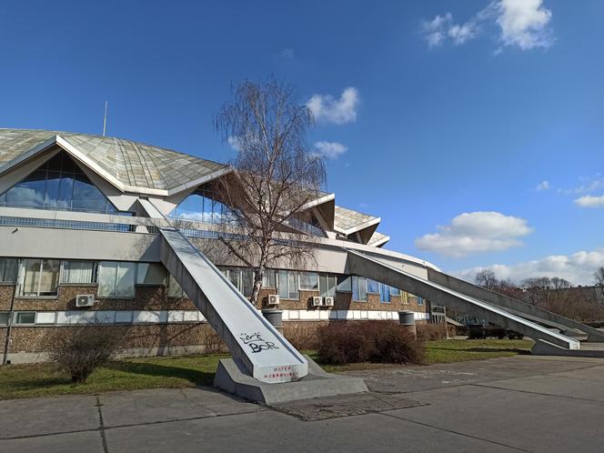 Hala Arena Poznań - zobacz zdjęcia historycznego budynku z niepewną przyszłością