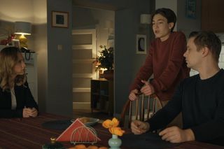 	Barwy szczęścia odc. 3187. Hubert (Marek Molak), Emil (Artem Malashchuk), Asia Sokalska (Anna Gzyra)