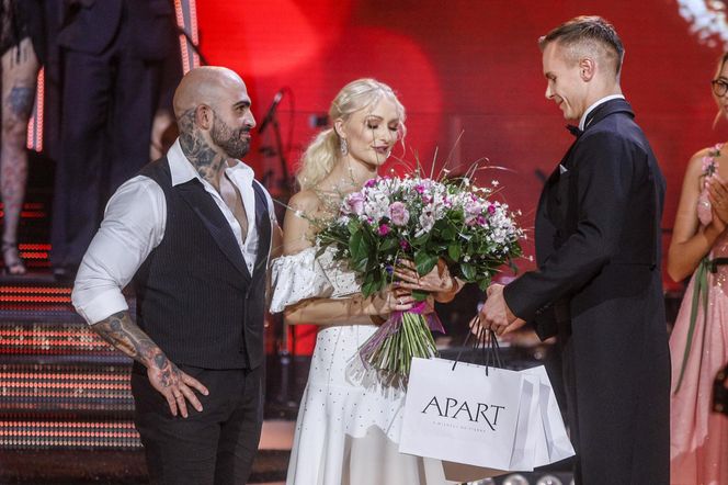 Błyskawiczna zmiana statusu. Akop Szostak w kwietniu się rozwiódł, a w czerwców oświadczył ponownie