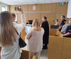 Matka zagłodzonej trzyletniej Emilki z Siedlec usłyszała wyrok w sprawie o nieumyślne spowodowanie śmierci dziecka