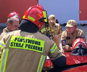 Płonie market budowlany w Krośnie.