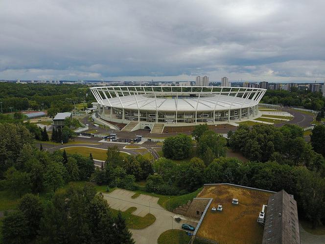 To największe stadiony w Polsce! Niektóre miejsca mogą zaskoczyć [GALERIA]