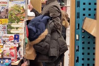 Marcin Hakiel przedstawił ukochaną córeczce