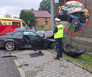 Koszmar na drodze. Zignorował znak STOP. 22-latek nie żyje, samochód zmiażdżony!