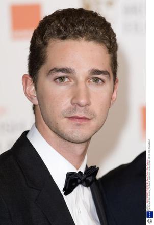 Shia LeBeouf - najbardziej stylowi faceci Hollywood wg. GQ