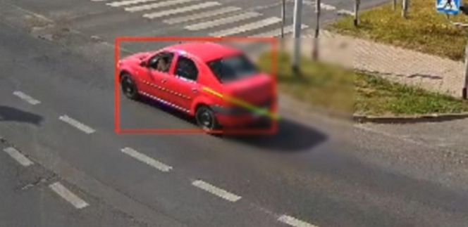 Sieradz. Nietrzeźwa 32-latka prowadziła auto. Siedziała na leżącym mężczyźnie [ZDJĘCIA].