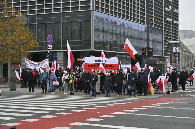 Transparenty na Marszu Niepodległości 2024