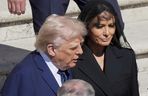 Donald Trump tuż przed pogrzebem papieża Franciszka podszedł do trumny. Co się stało?