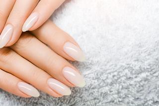 Manicure na wiosnę 2024