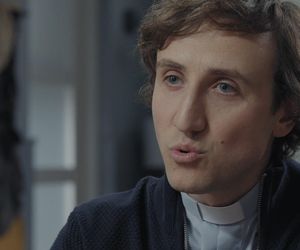 M jak miłość, odcinek 1886. Ksiądz Grzegorz (Paweł Janyst)