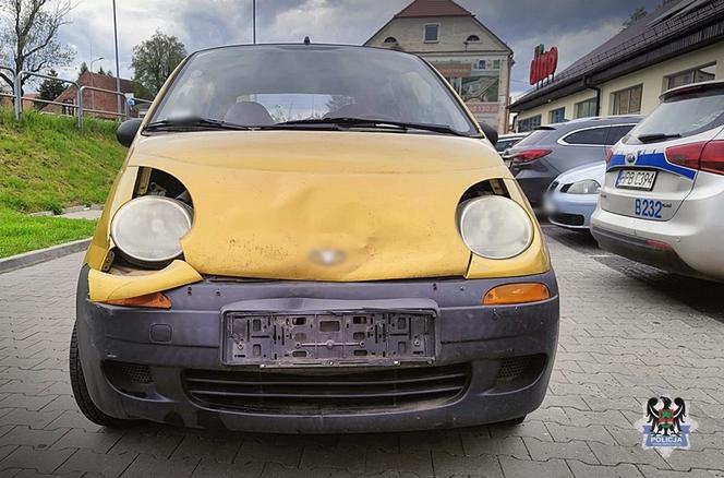Matiz staranował dwa samochody. Za kierownicą siedział 13-latek! 