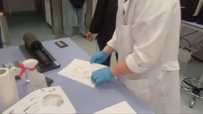 Wjechali autem do jubilera, a potem uciekli z łupem! Jest nagranie z napadu