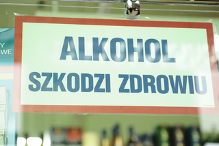 Nocny zakaz sprzedaży alkoholu w Warszawie? Jest obywatelski projekt uchwały