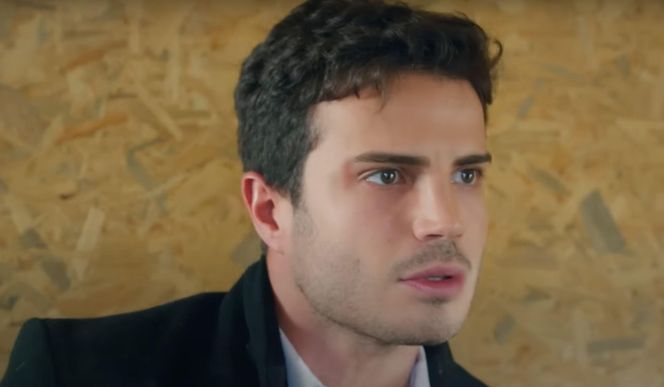 Ege odnajdzie Zeynep, ale porywacz Ragip dźgnie go nożem i zabije. Ukochany skona w ramionach zrozpaczonej Zeynep.