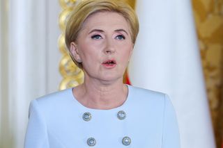 Agata Duda na obchodach Święta Narodowego Trzeciego Maja zachwyciła! Powalająca stylizacja