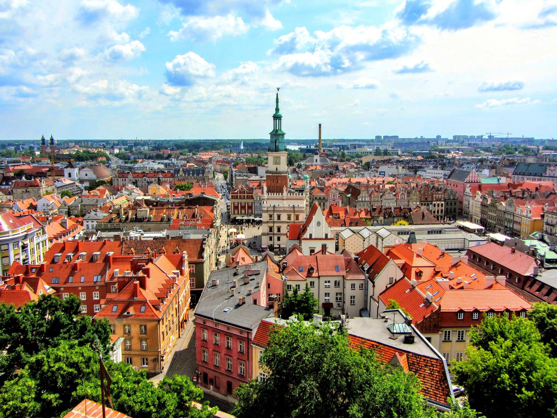 Poznan. Гнезно Польша. Poznan Польша. Познань город в Польше. Гнезно Польша достопримечательности.