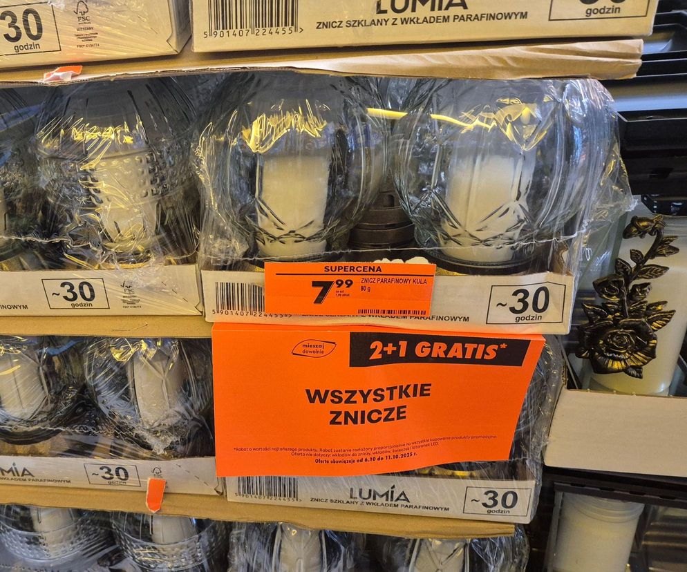 Ceny zniczy w Biedronce 2025. Czy jest taniej niż przed rokiem?