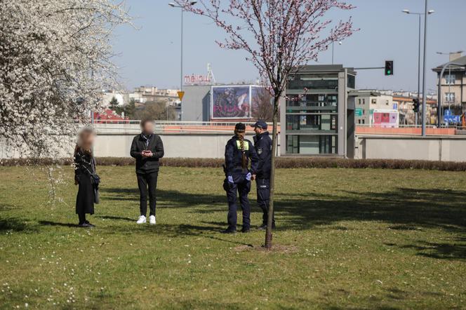 Policja i wojsko na ulicach Krakowa