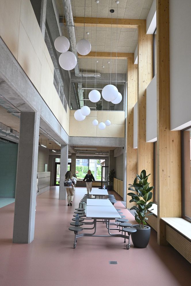 Rozpoczęcie roku w nowej szkole na Mokotowie. Zbudował ją deweloper