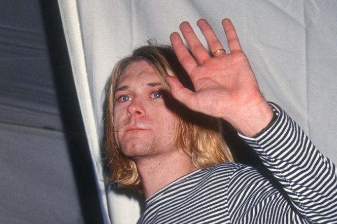Pamiętasz gitarę, która Kurt Cobain rozbił na scenie? Wiosło trafia pod młotek!