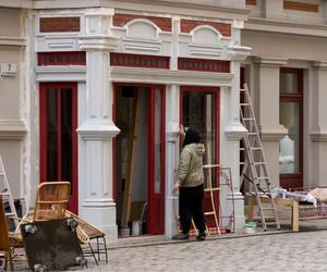 Wrocław po raz kolejny stanie się planem filmowym. Ruszają zdjęcia do serialu kryminalnego z lat 30. [UTRUDNIENIA W RUCHU]