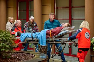 Na Wspólnej odc. 3834: Ula (Julia Jurek), Natan (Vitalik Havryla), Alicja (Katarzyna Krzyszkowska-Sut), Kamil (Kazimierz Mazur)