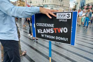 Opole przeciwko lex TVN. Protest na pl. Wolności [10.08.21 r.]