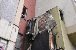 Zrujnowany budynek po dawnej uczelni Almamer przy Wolskiej 43