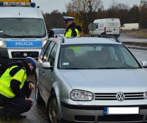 Tłum ludzi to okazja. Policja ostrzega przed złodziejami w czasie Święta Zmarłych 