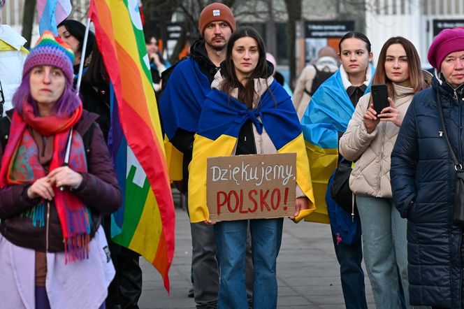 Demonstracja "Trzy lata w obronie Ukrainy" na pl. Solidarności