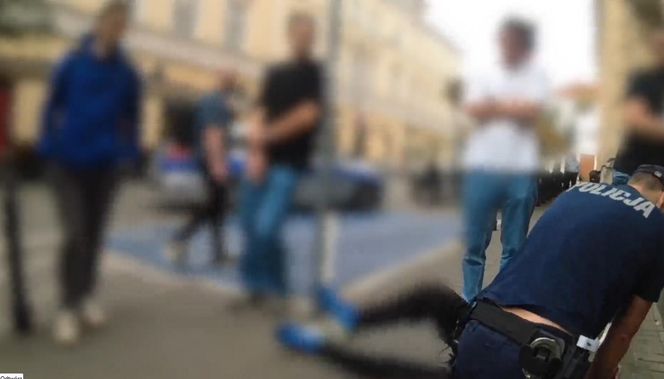 Wstrząsające nagranie obiegło sieć. Świadkowie tego dramatu nie kryli podziwu. „Szacun za to”