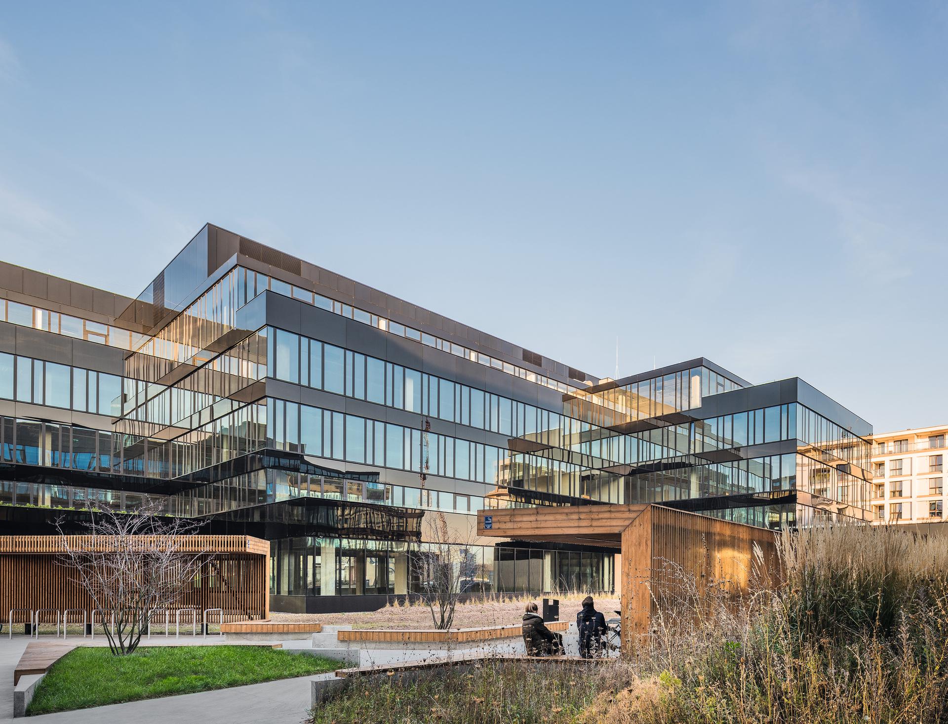 Biurowiec Neopark 07