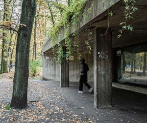 Brutalistyczna wiata: Westerplatte w Gdańsku