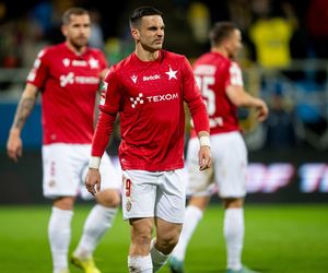 Wisła Kraków - Miedź Legnica Relacja NA ŻYWO: Grają w barażach o Ekstraklasę! [LIVE 29.05.2025]