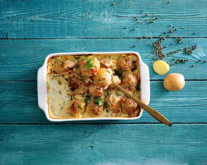 Ziemniaki zapiekane w sosie beszamelowym